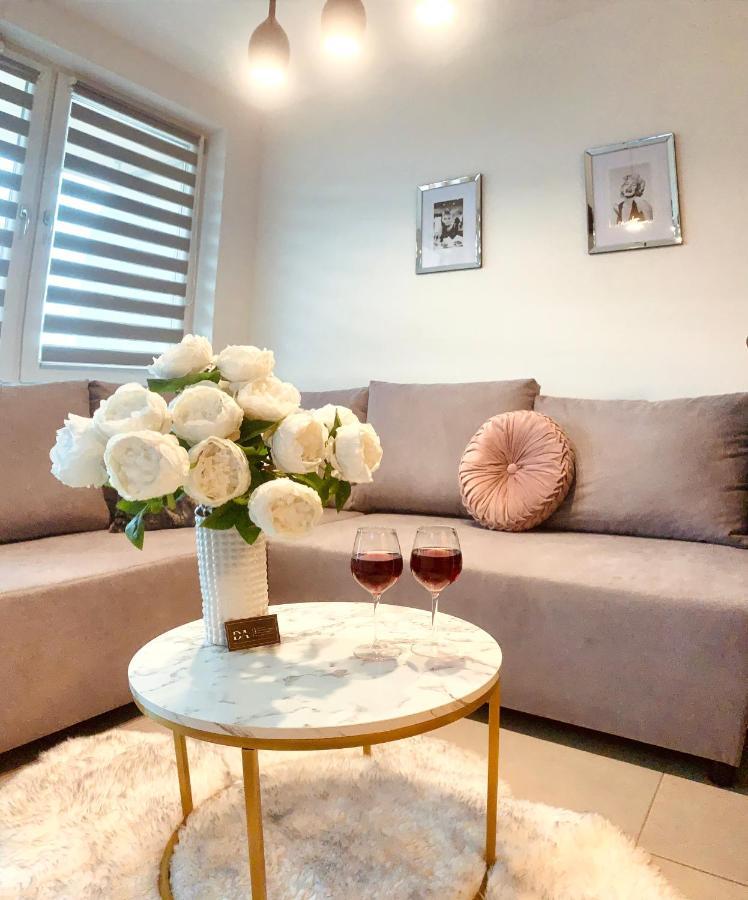 Downtown Apartments Family&Friends Rzeszow Luaran gambar