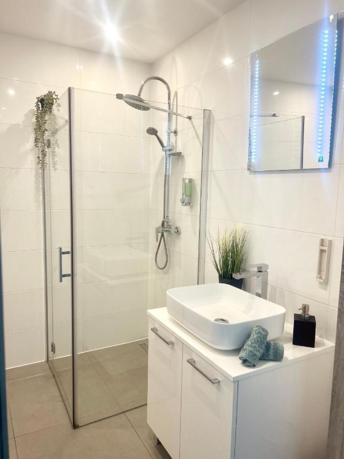 Downtown Apartments Family&Friends Rzeszow Luaran gambar