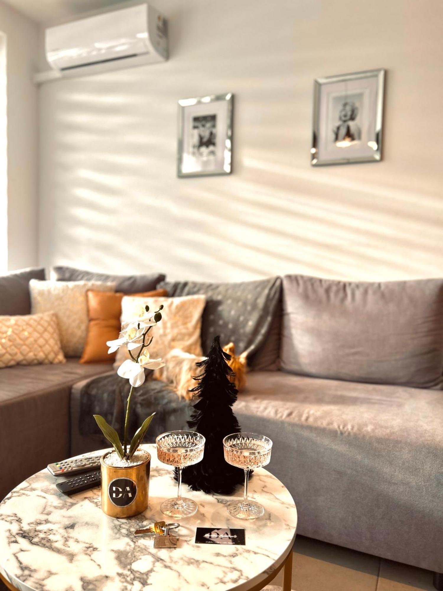 Downtown Apartments Family&Friends Rzeszow Luaran gambar