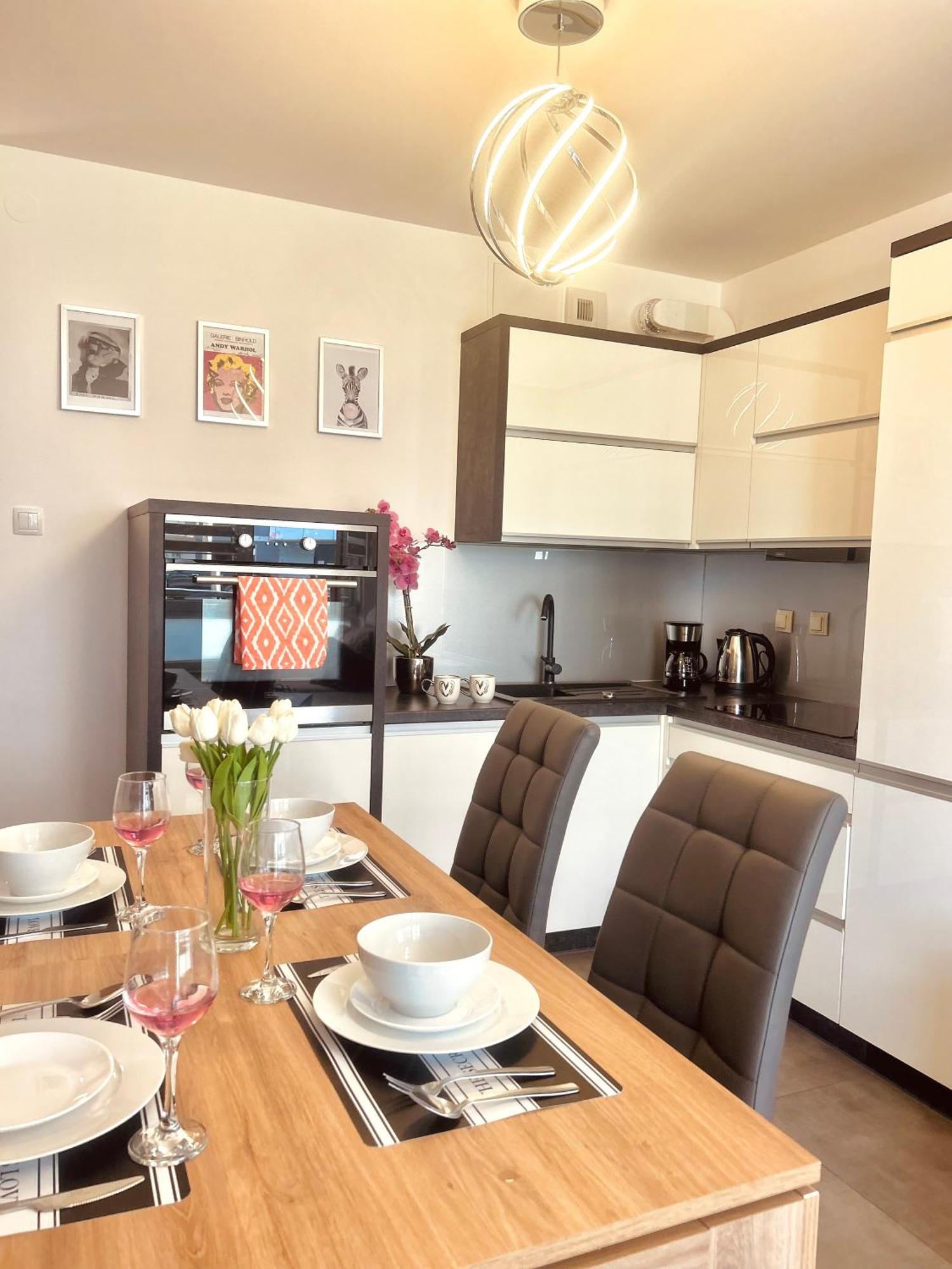 Downtown Apartments Family&Friends Rzeszow Luaran gambar