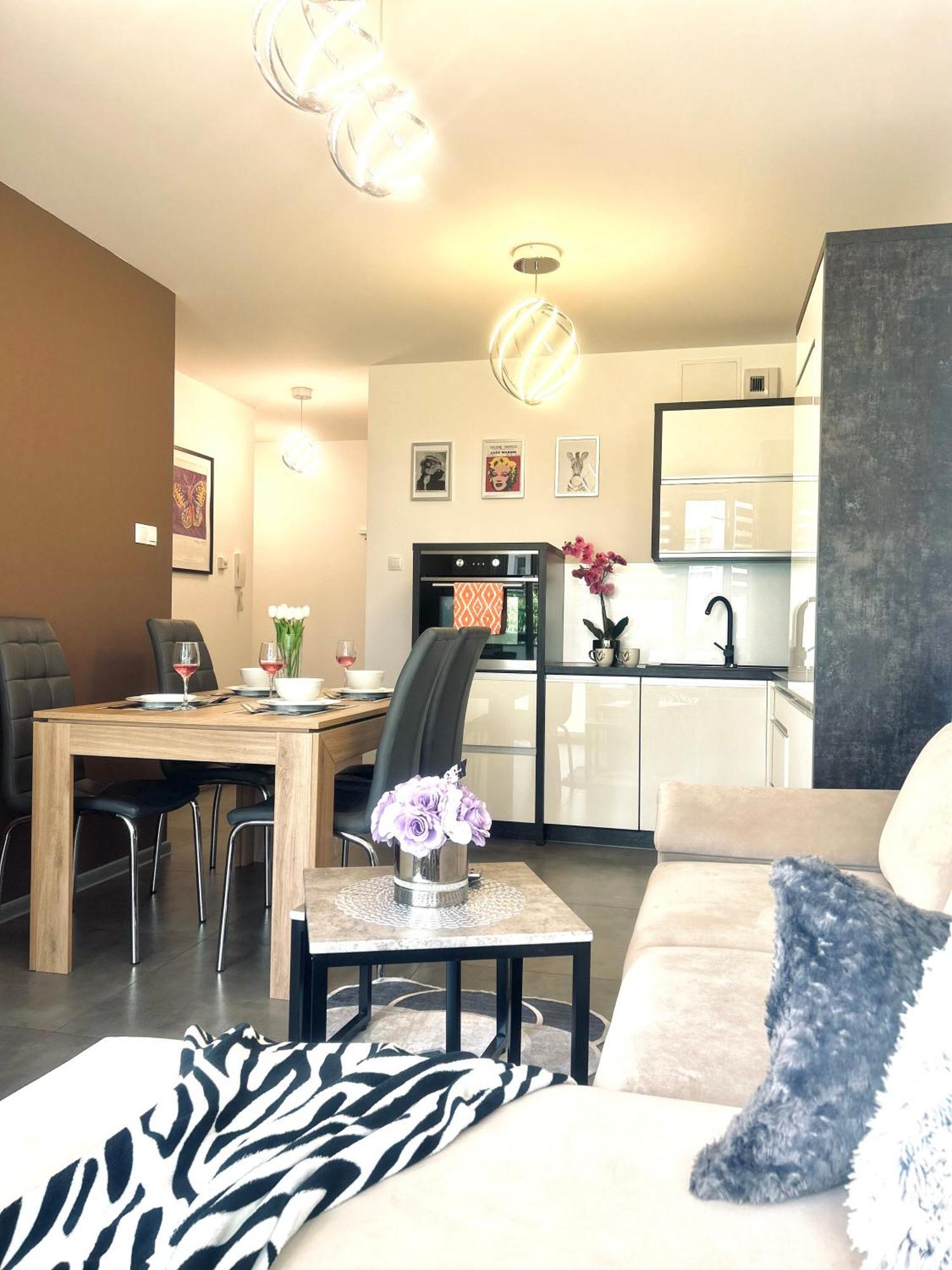 Downtown Apartments Family&Friends Rzeszow Luaran gambar